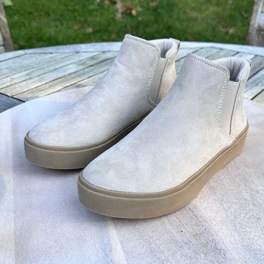 Dr. Scholl's Madison Womens Sneaker Boots Size 7.5 Taupe Microfiber Slip On